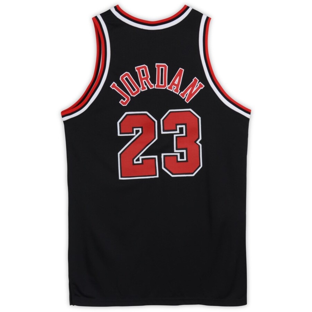 Michael Jordan Chicago Bulls Black 1998-99 - Upper Deck